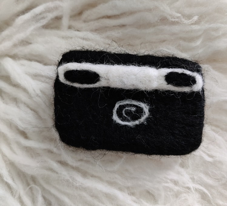 Black Camera Theme | Feltwool | Multicolour