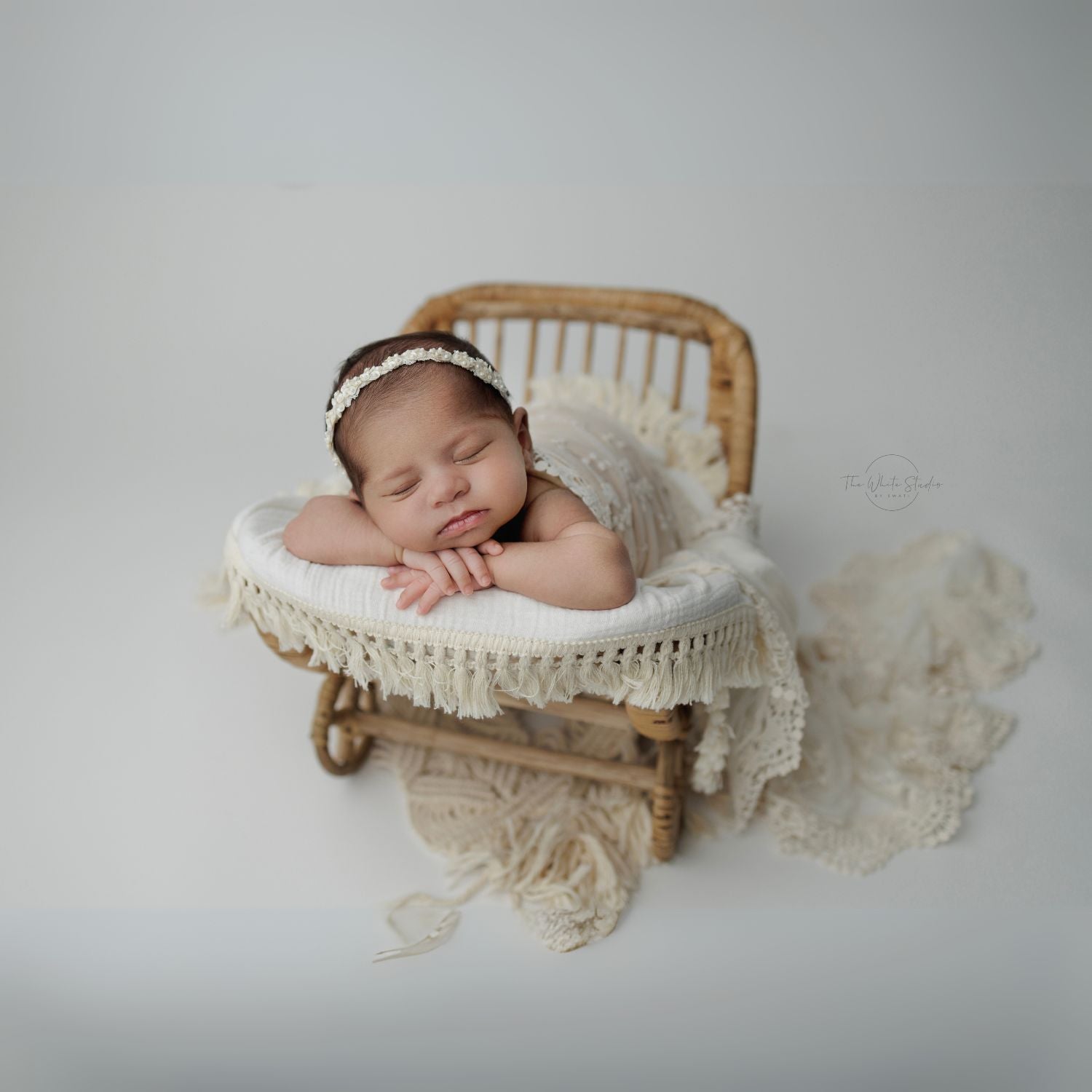 Cotton Gauze Blanket with Tassels Lace Style 1 Layer | White