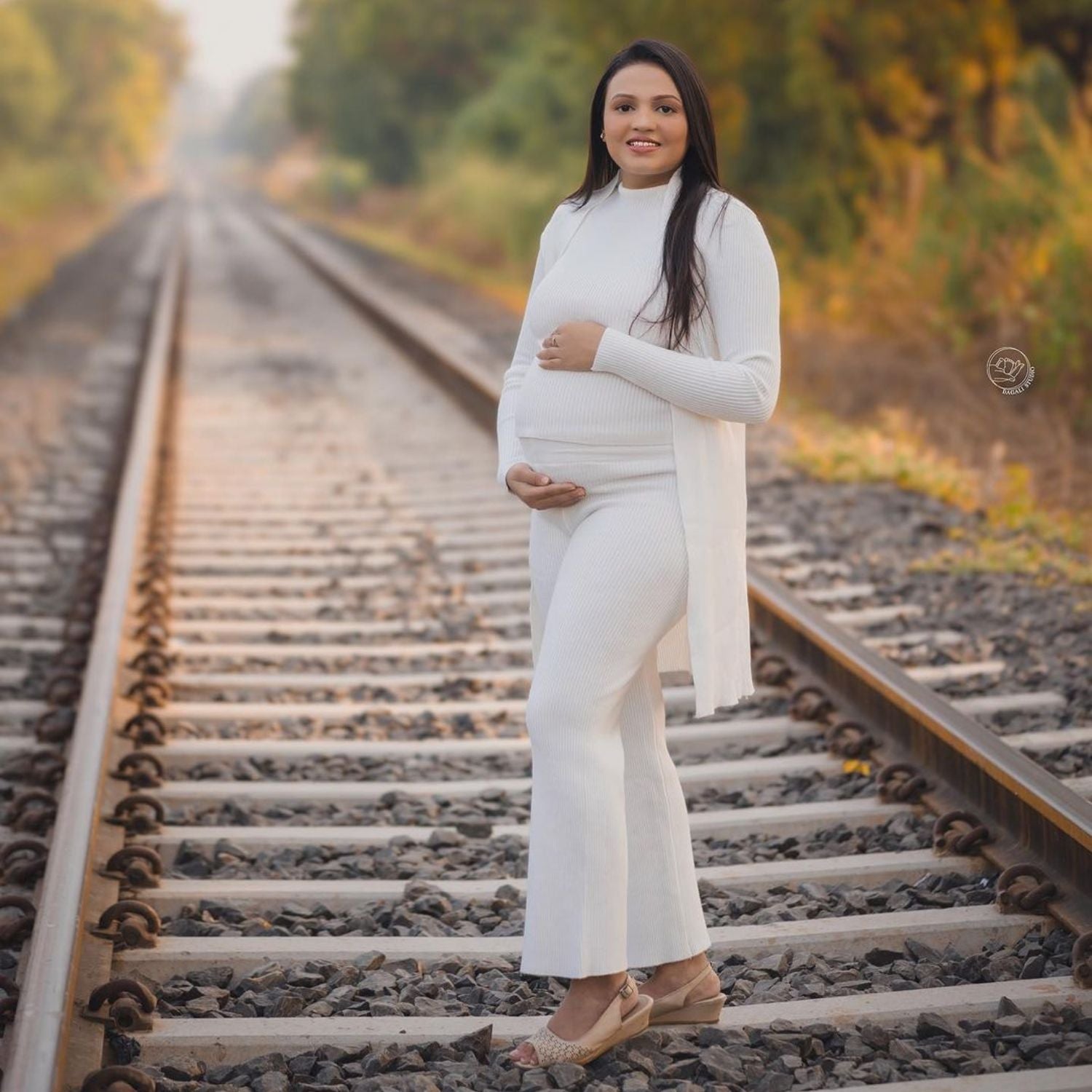 Maternity Crop Top and Pant with Long Shrug M035 | L | Milky White
