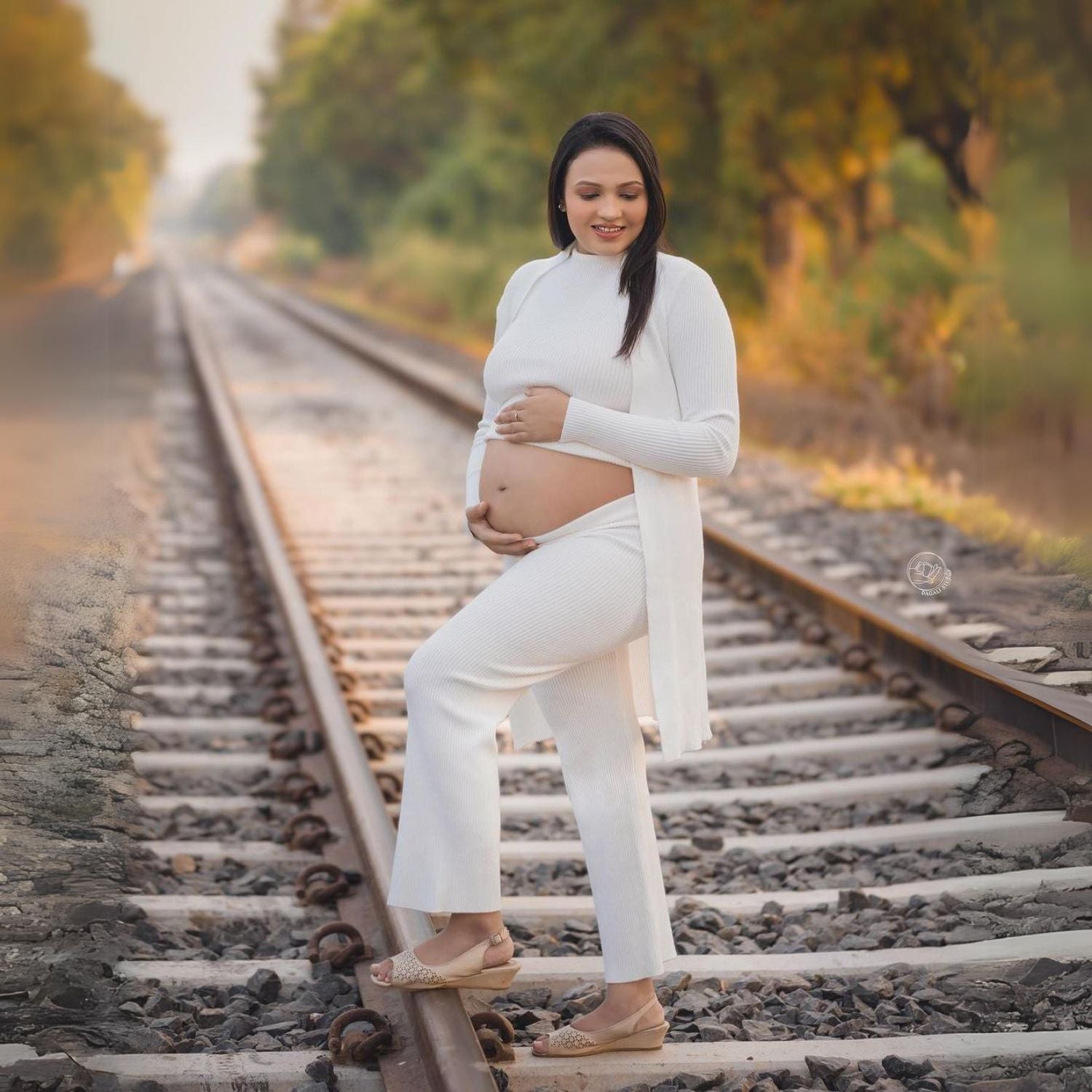 Maternity Crop Top and Pant with Long Shrug M035 | L | Milky White
