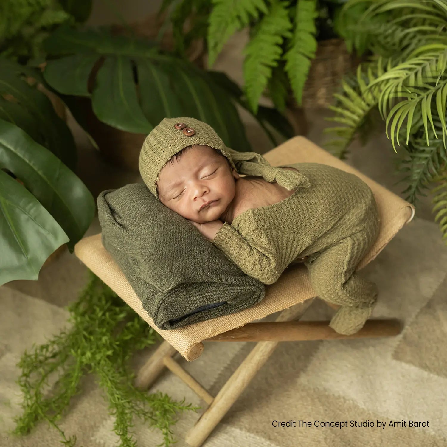 Baby Romper and Sleep Hat SR017 | Set of 2 | 2M | ArrowTown