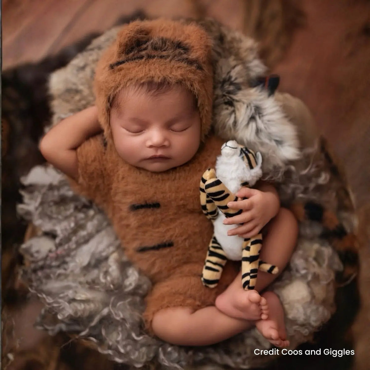 Baby Tiger Romper with Bonnet Outfit O054 | NB | Brown