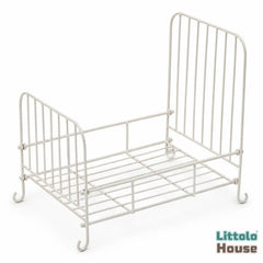 Heritage Iron Bed M014 | Iron Artware | Rustic White
