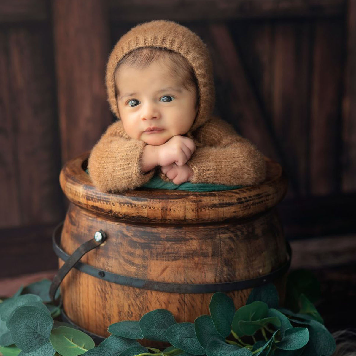 Honey Bucket with Lid | Wooden Decorative | Natural Wood