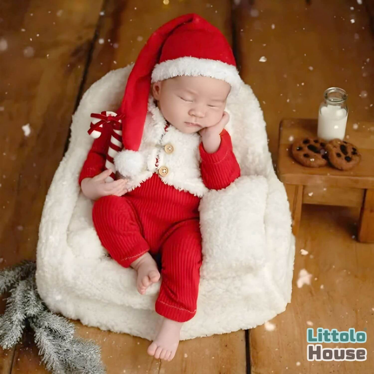 Cozy Fur Posing Sofa with Pillow | Decorative Add-ons | White