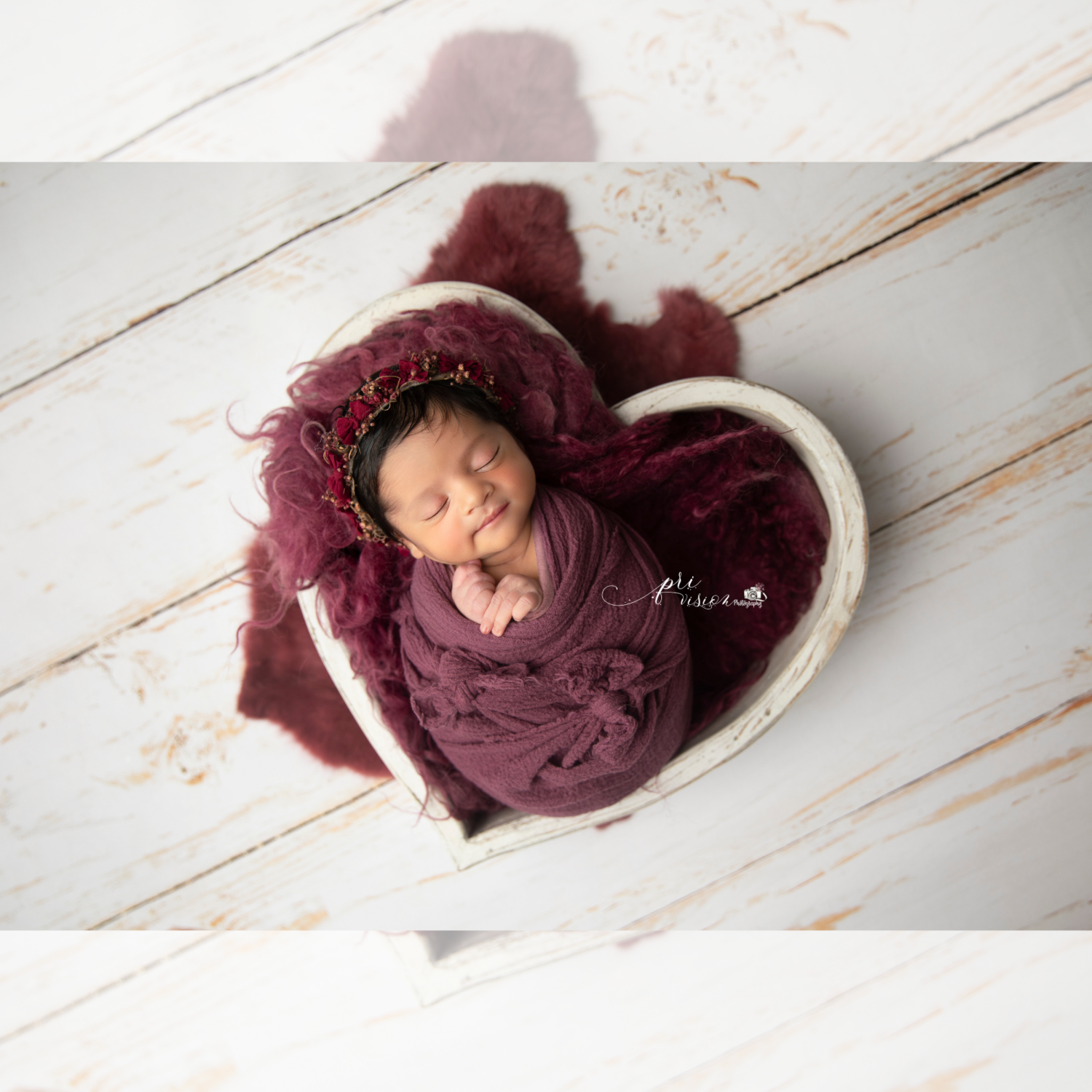 LB0002 White Rustic Planks Backdrop