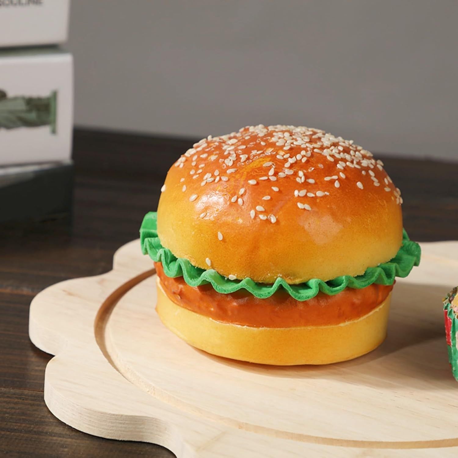 Artificial Hamburger D040 | Decorative Add-ons | Baked