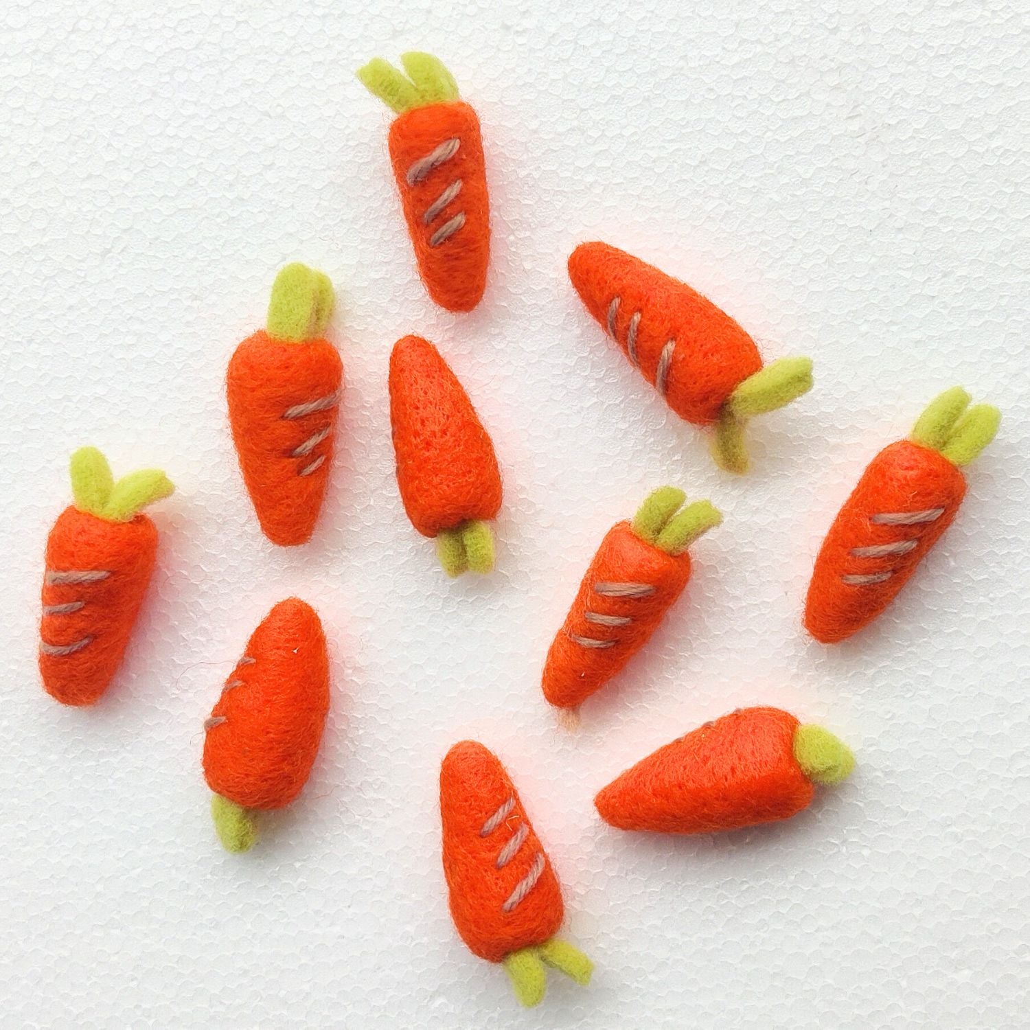 Carrot Set of 10 | Feltwool | Orange