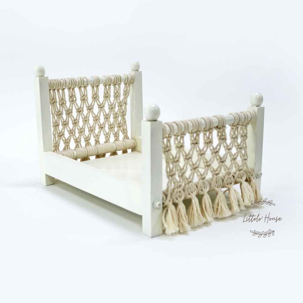 Macrame Royal Vintage Style Bed | Wooden Decorative | White