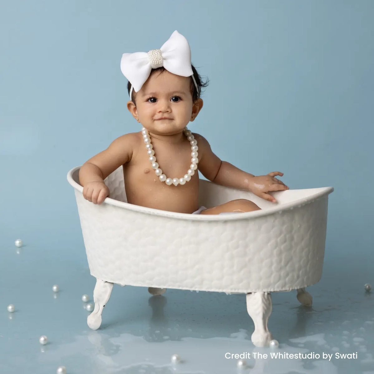 Milk Bathtub | Metal | 1Y | White