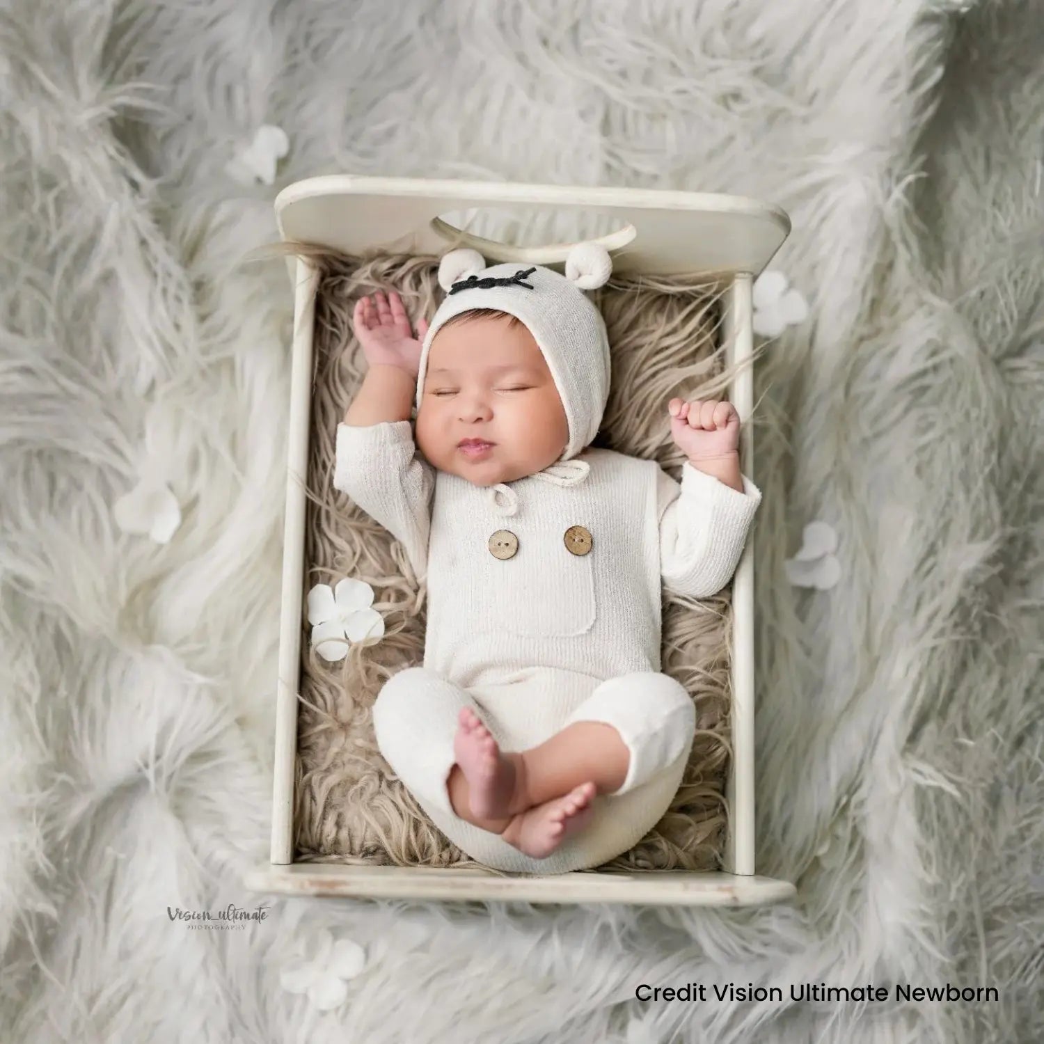 Crate Style Heart Cut Bed | Wooden Decorative | Rustic White