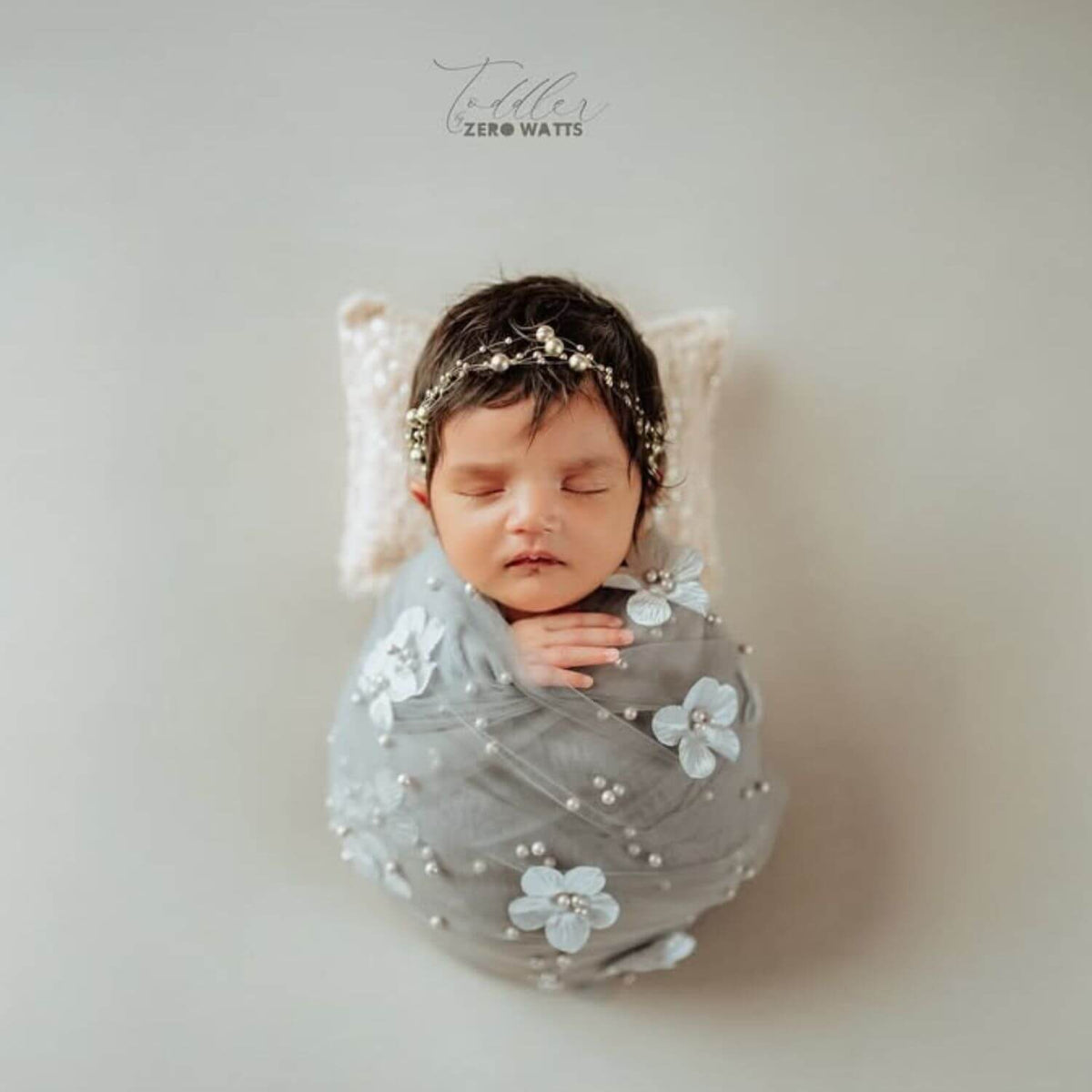 Attached Flower Net Wrap | Light Grey